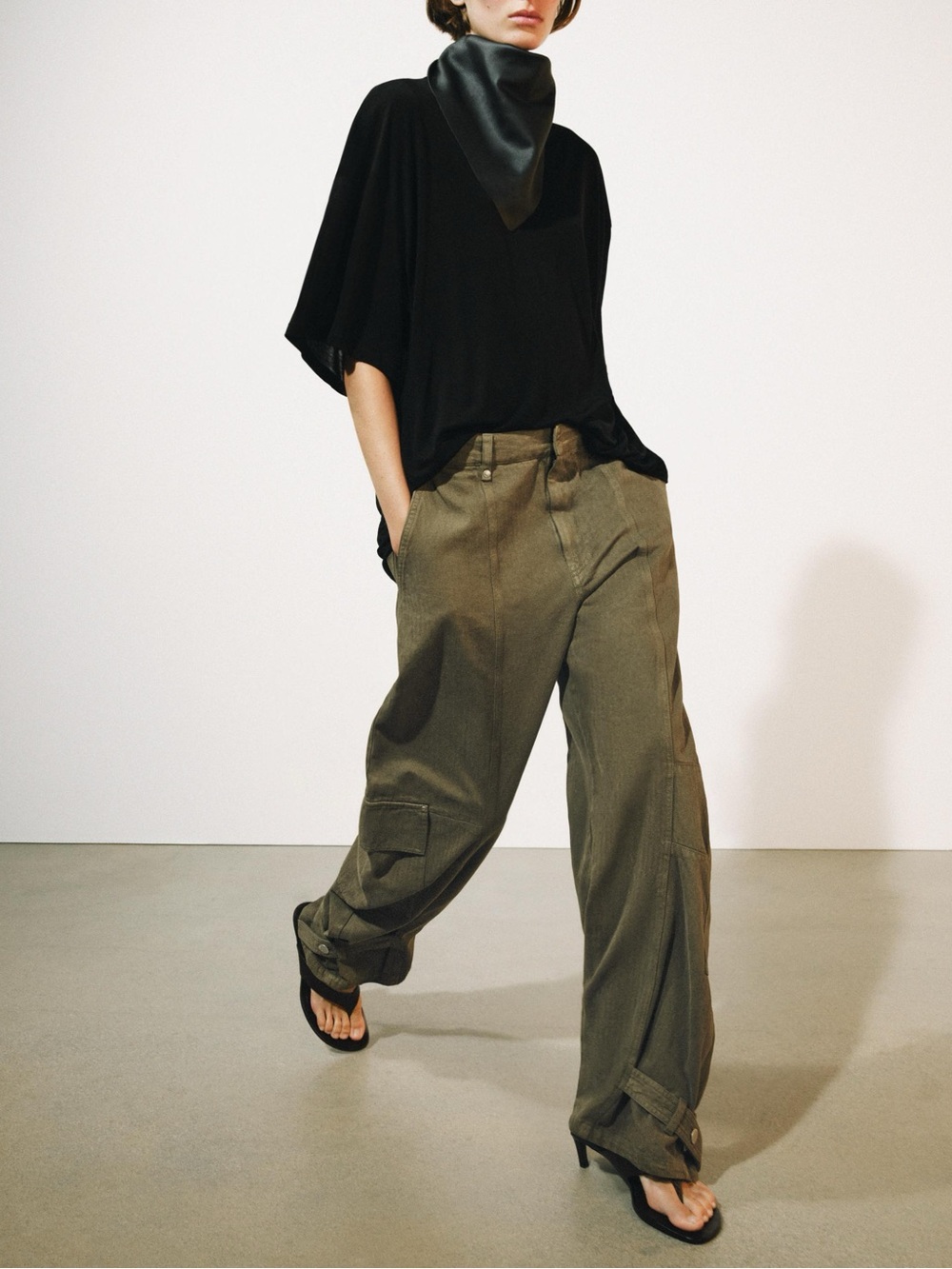 Zara ZW Collection Barrel Cargo Pants Light Khaki NWT